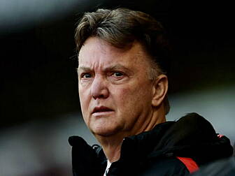 WATCH: Manchester United fan a...